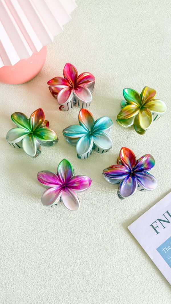 Vibrant Gradient Floral Hair Claw