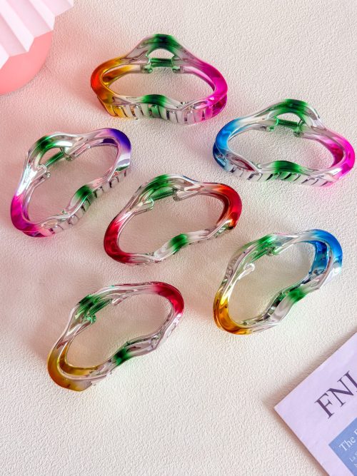 Iridescent Wavy Cloud Hollow Hair Claw