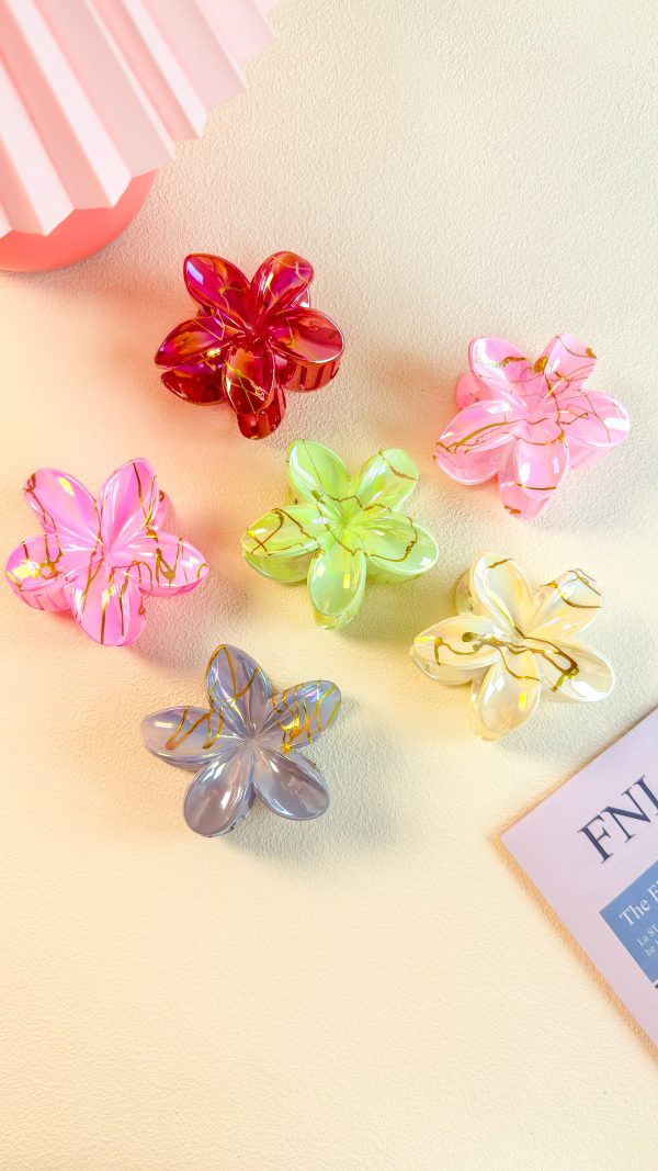 Marble Gold Vein Floral Clips