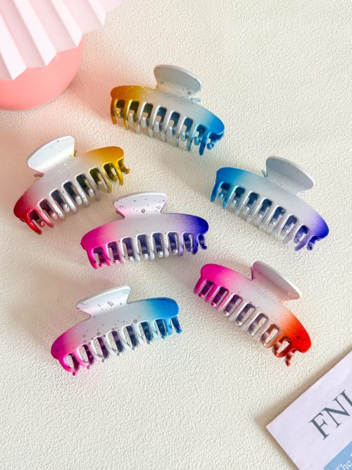 Gradient Ribbed Hair Claw