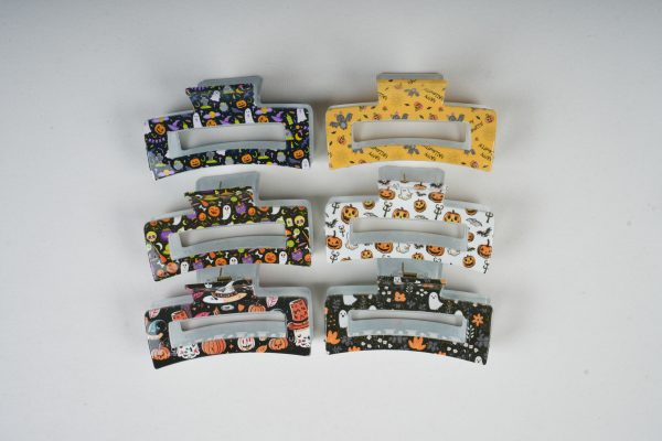 Hollow Rectangle Allover Halloween Print Hair Claws