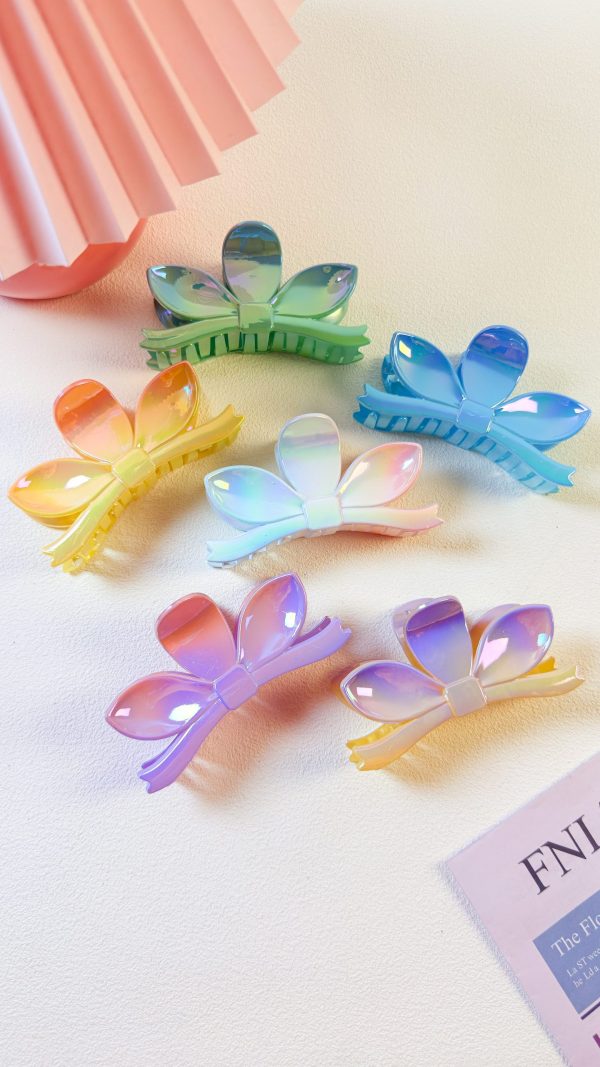 Lux Shiny Bow Hair Claw