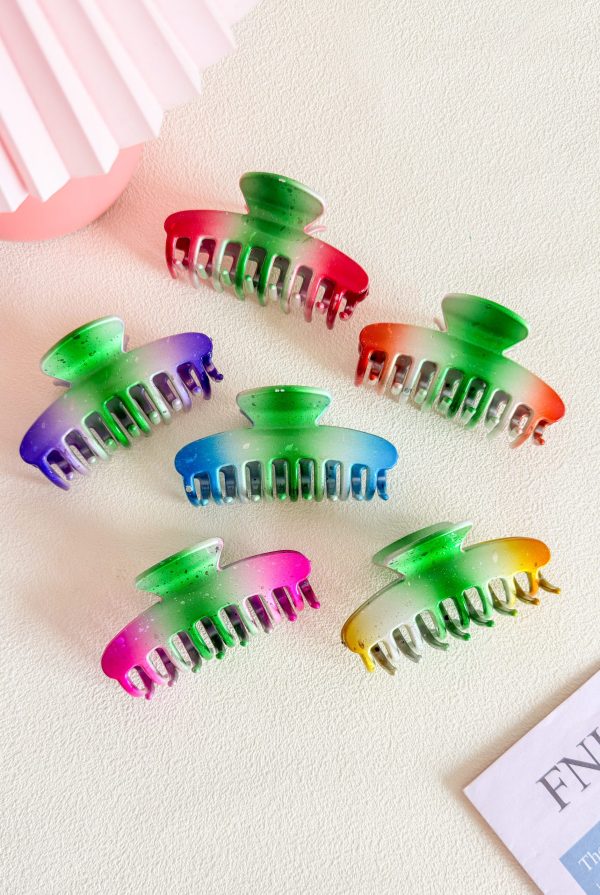 Flowing Gradient Drip Hair Claw