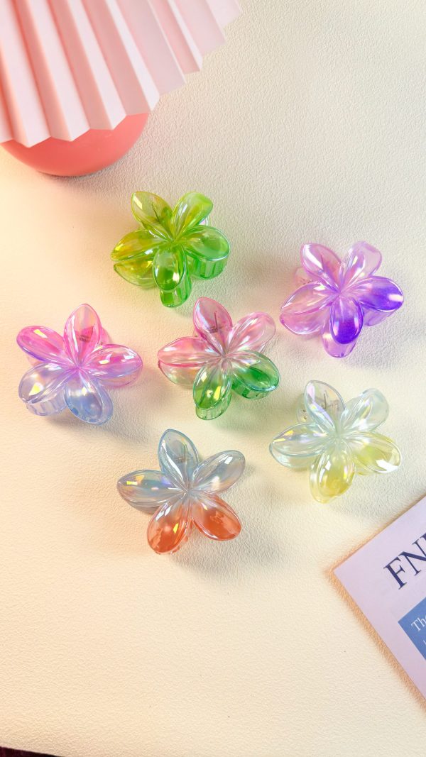 Y2K Prismatic Frangipani Claw