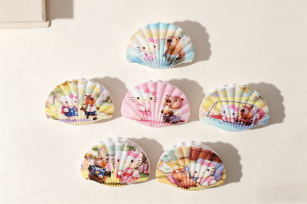 Pastel Shell Kitty & Capybara Hair Claws
