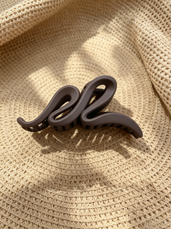 Large Matte S-Shaped Claw Clip