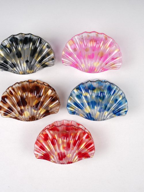 Translucent Shell-Shaped Gold Foil Hair Claw Clips