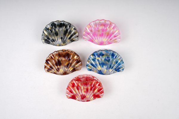 Translucent Shell-Shaped Gold Foil Hair Claw Clips