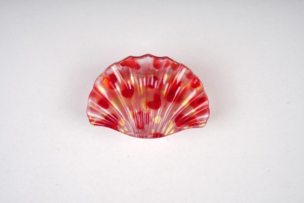 Translucent Shell-Shaped Gold Foil Hair Claw Clips