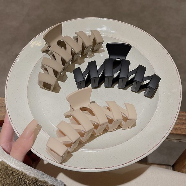 frosted irregular large hair clip