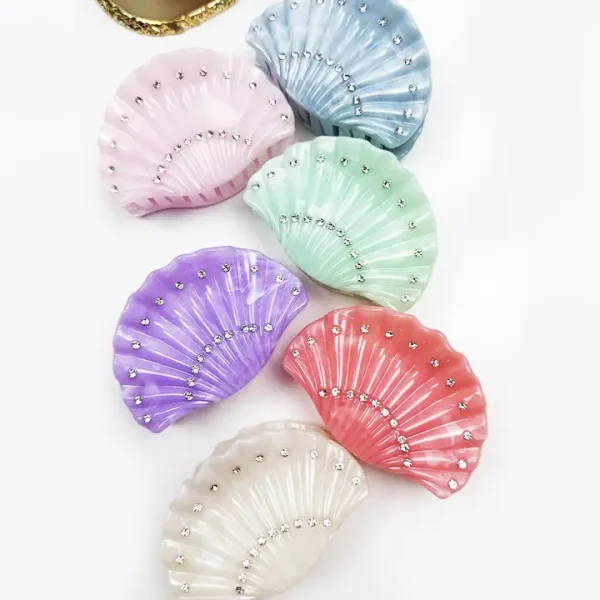 Sparkly Studs Detailed Shell Hair Claw