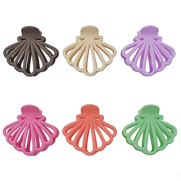 Matte Seashell Hair Claw