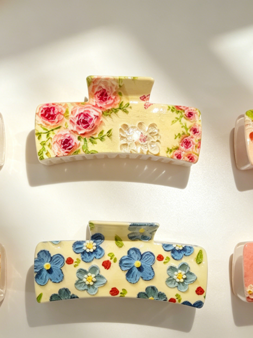 3D Embossed Floral & Butterfly Hair Claw Clips