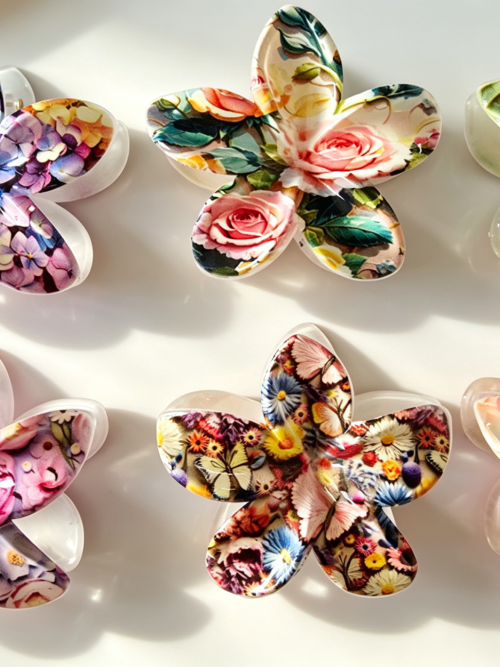 Vintage Floral Plumeria Hair Claw Clips