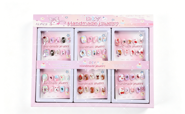 Premium Press-on Nails cartoon